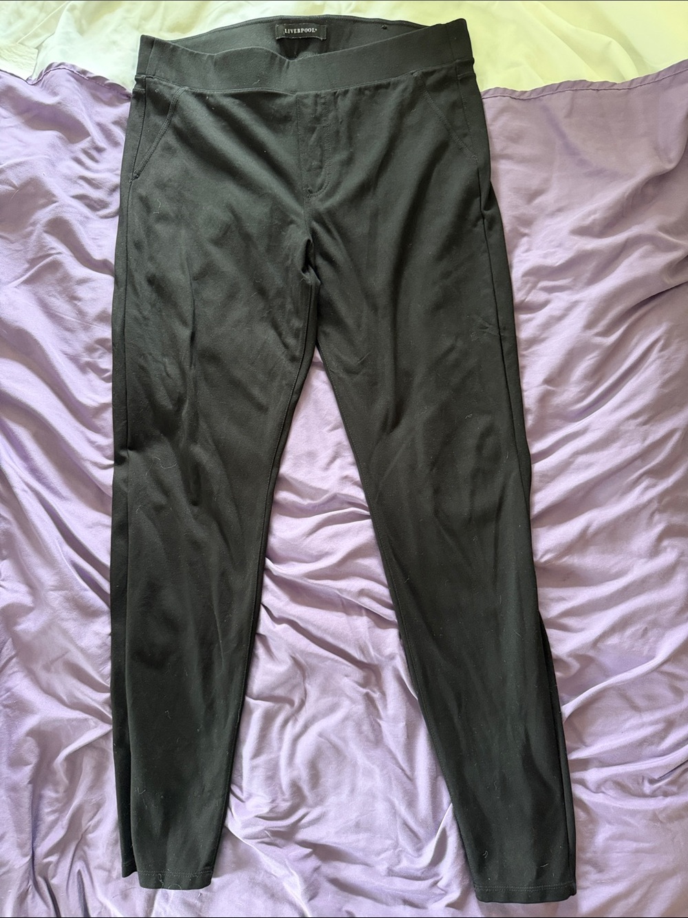 Liverpool Women's Black Stretch Jogger Pants